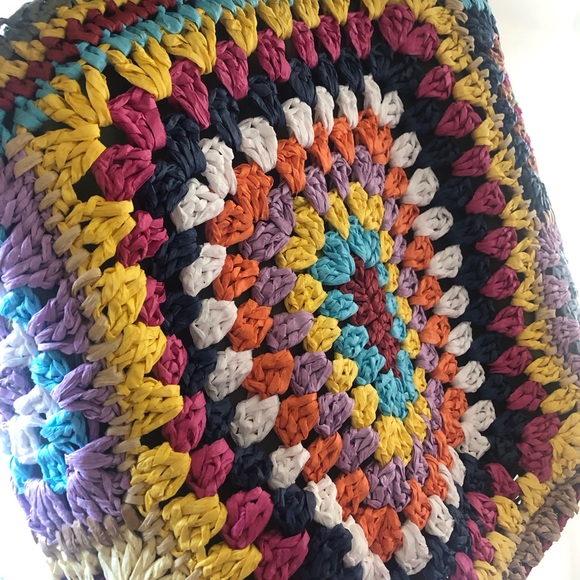 Colorful Crochet Bag - Picture 5 of 9